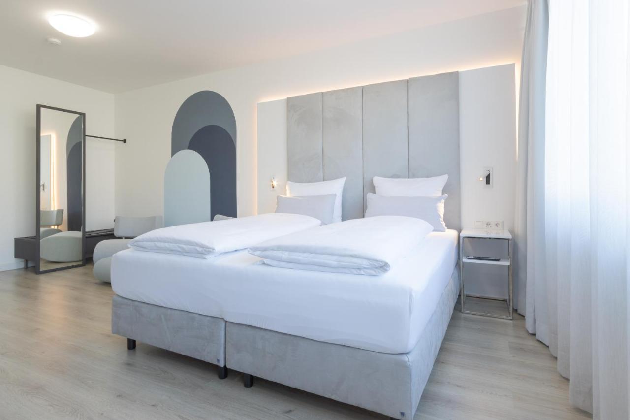 Zzzpace Smart-Hotel Bielefeld Zentrum Esterno foto