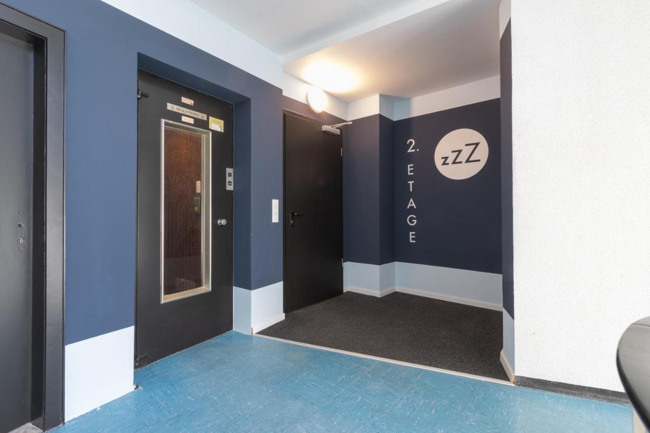Zzzpace Smart-Hotel Bielefeld Zentrum Esterno foto