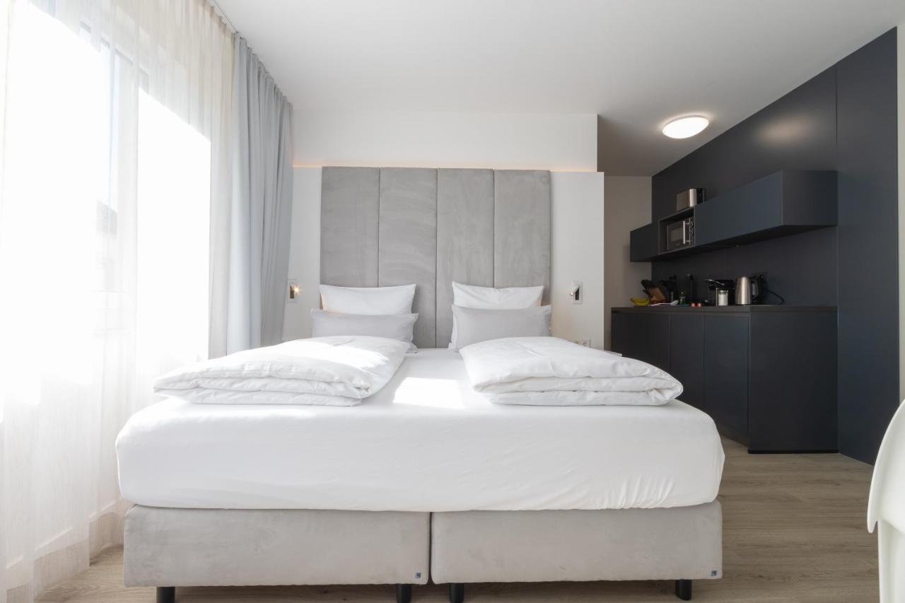 Zzzpace Smart-Hotel Bielefeld Zentrum Esterno foto